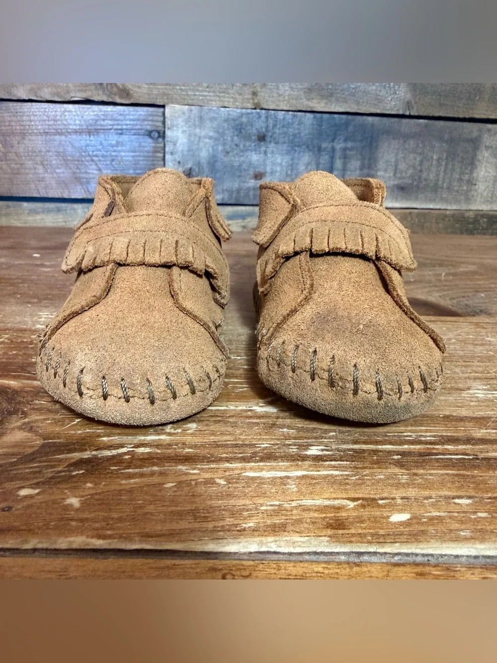 Minnetonka Moccasins Infants Front Strap Bootie, Brown, Size 3